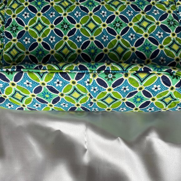 Vera Bradley Tall Zip Tote - Picture 3 of 4